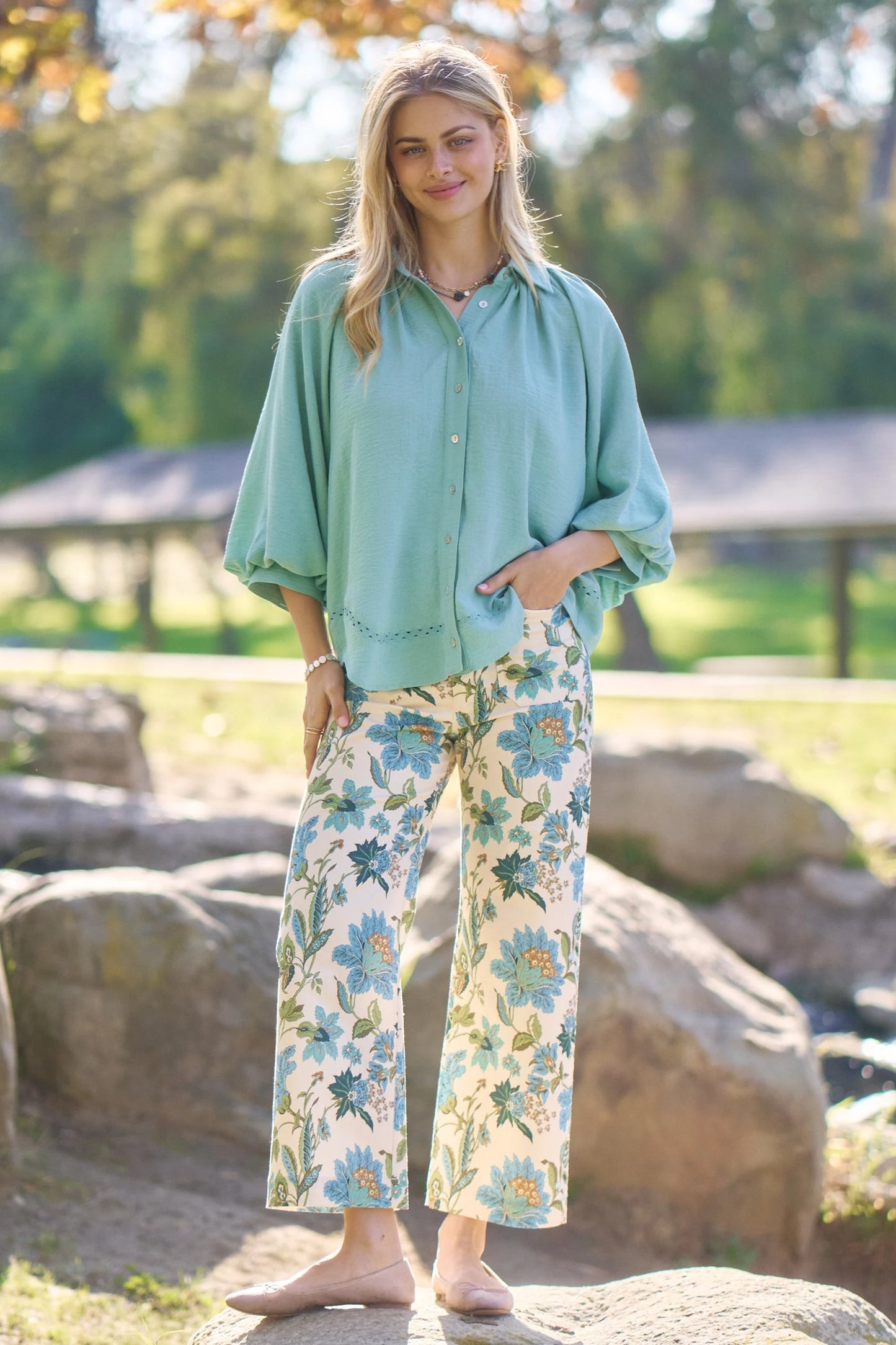 Cropped Ankle Floral Pants