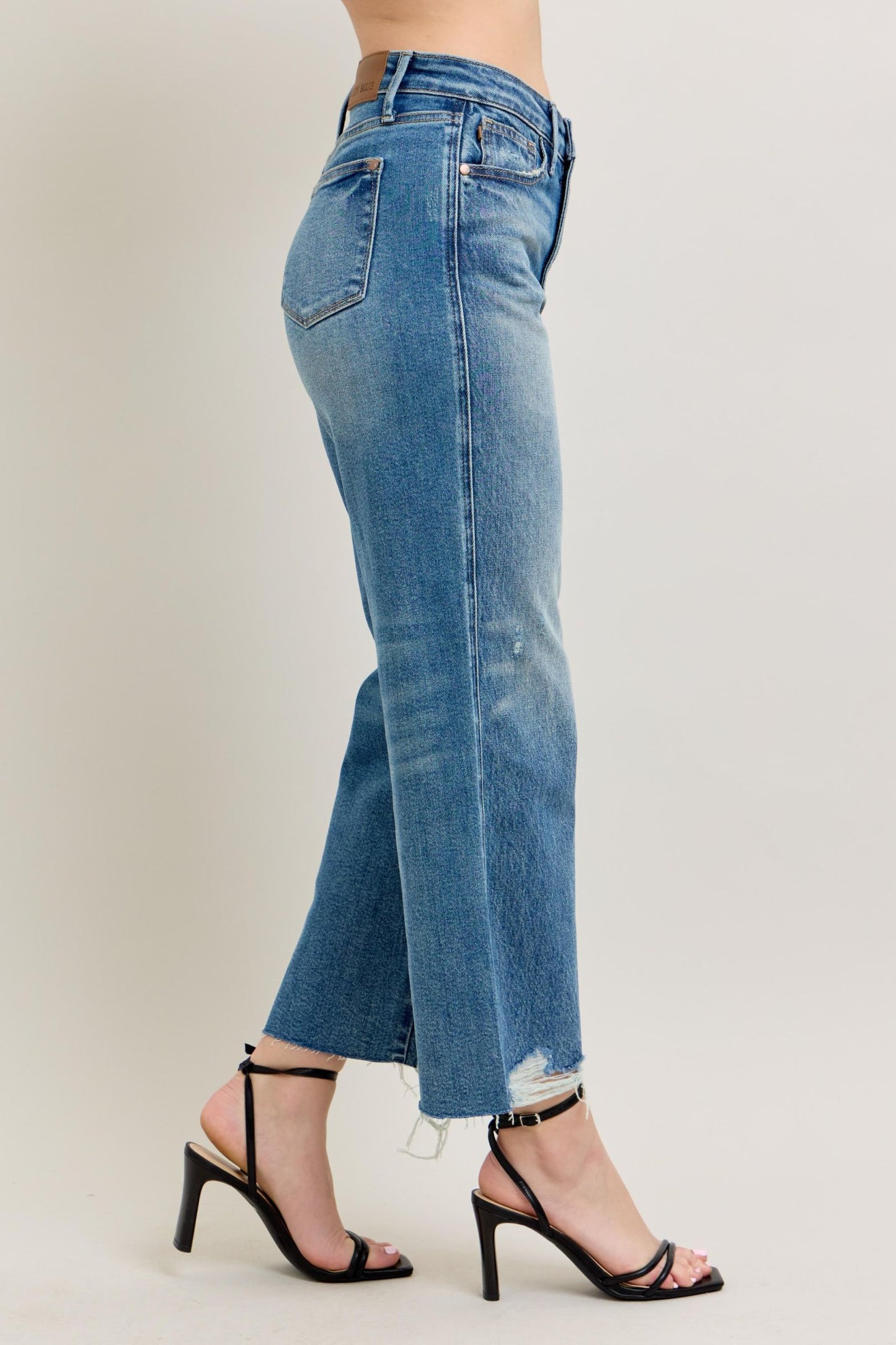 Rigid Magic Destroy Hem Crop