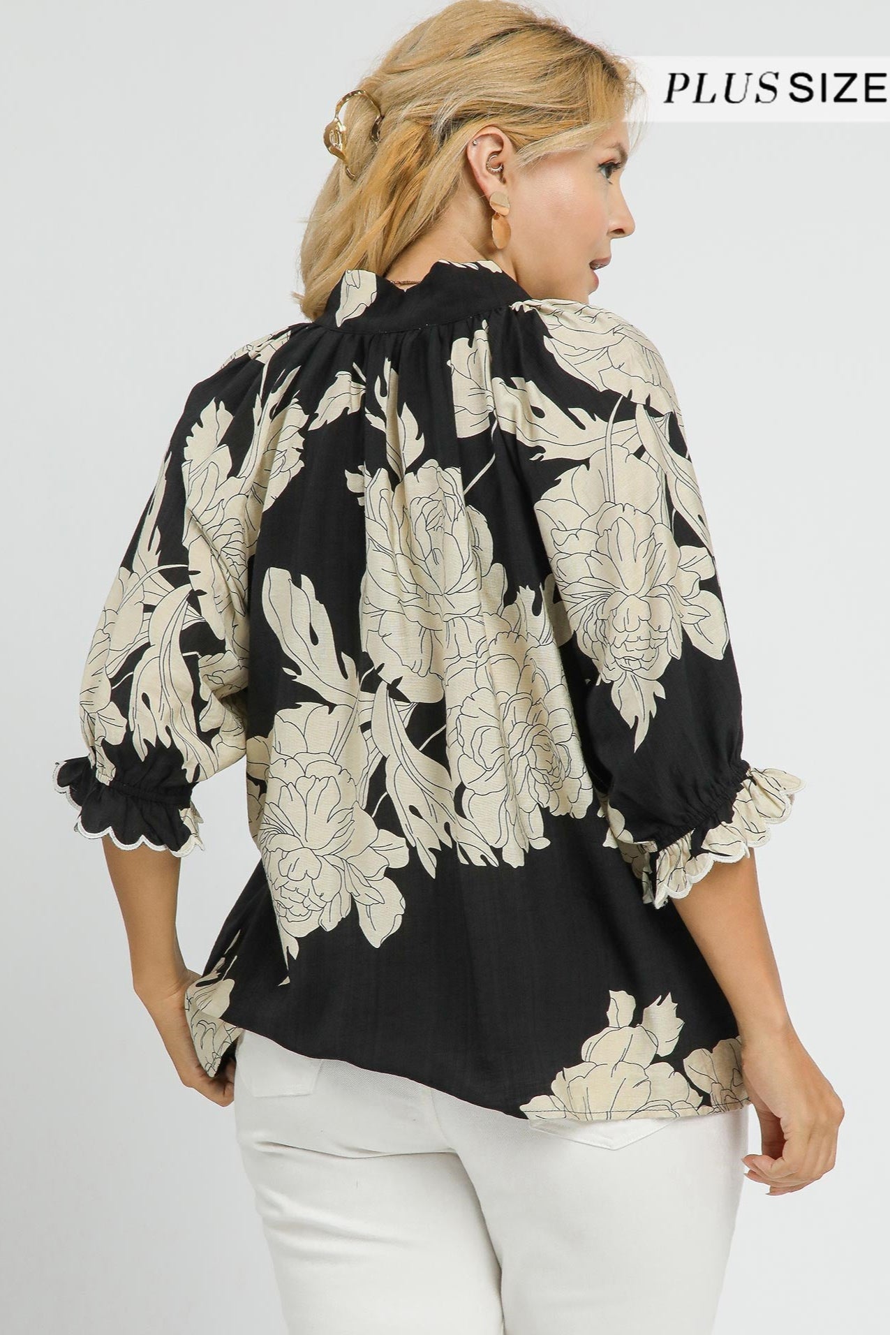 Peony Scallop Trim Blouse