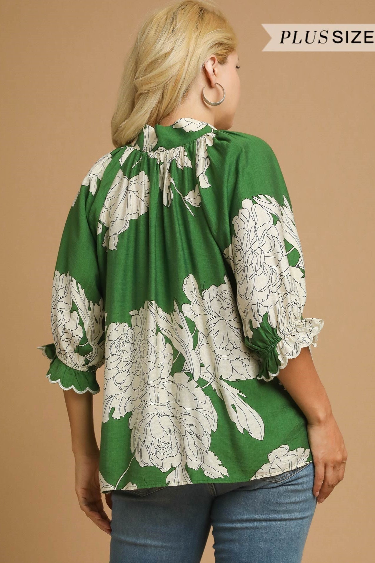 Peony Scallop Trim Blouse