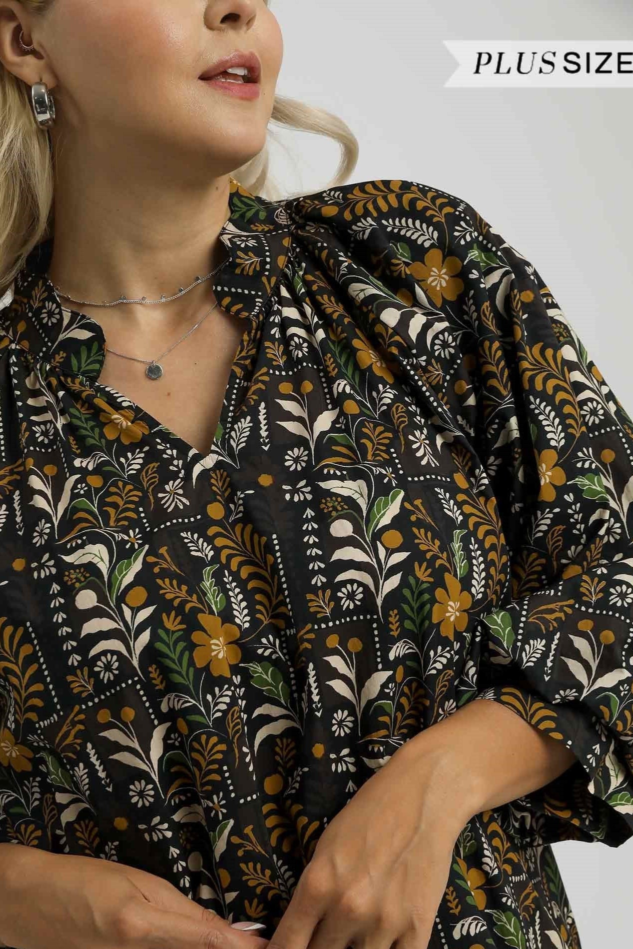 Floral Scallop Blouse