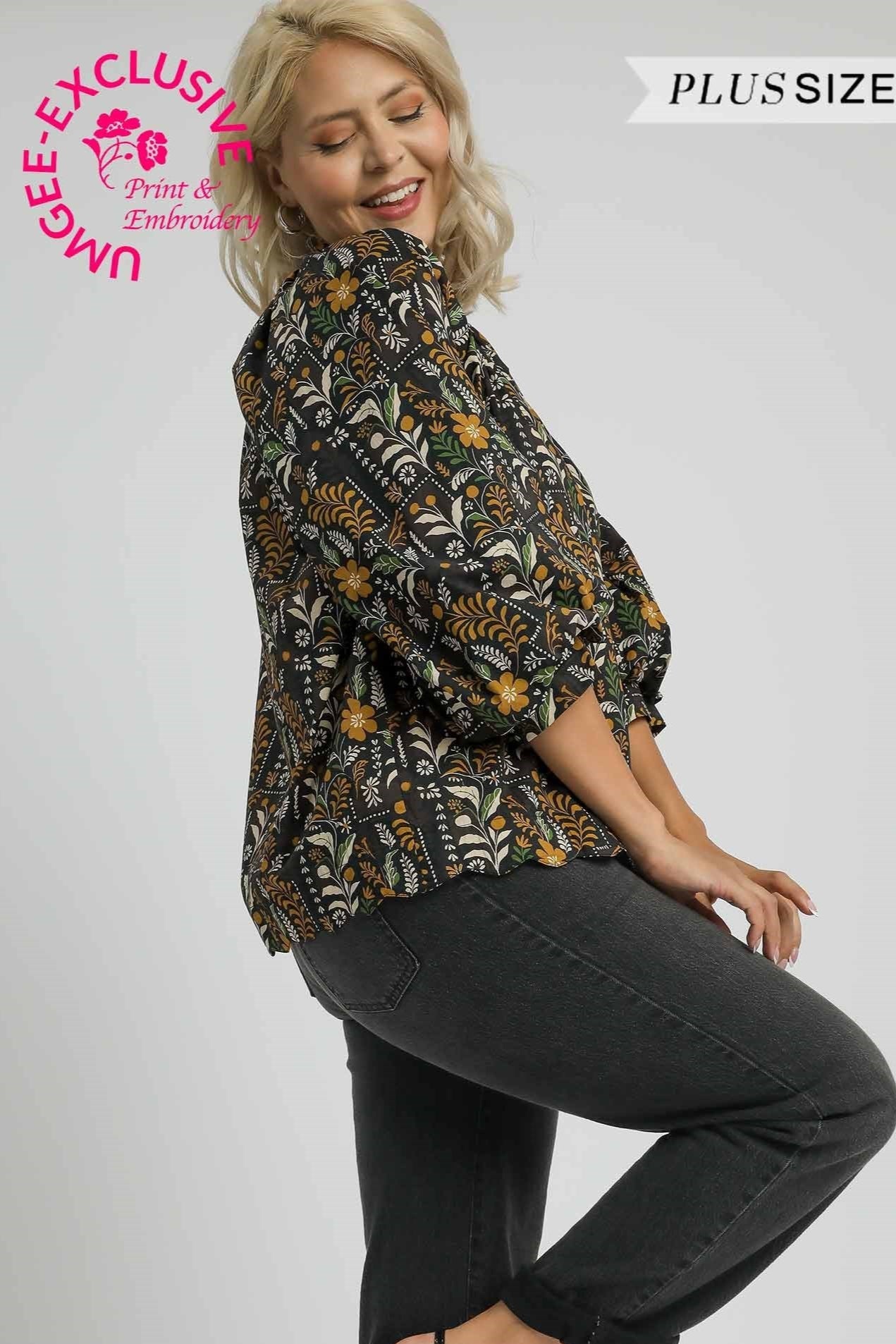 Floral Scallop Blouse