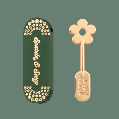 Gold Daisy Lip Care Spatula