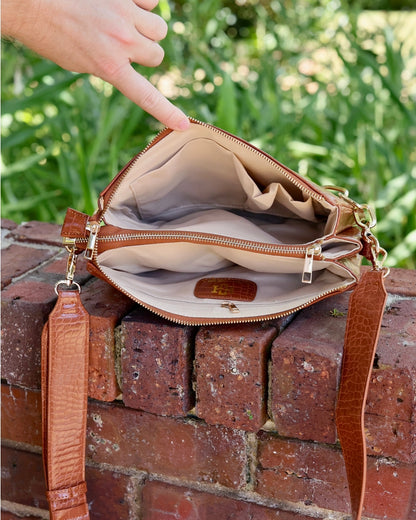 Ariana Crossbody in Latte LD