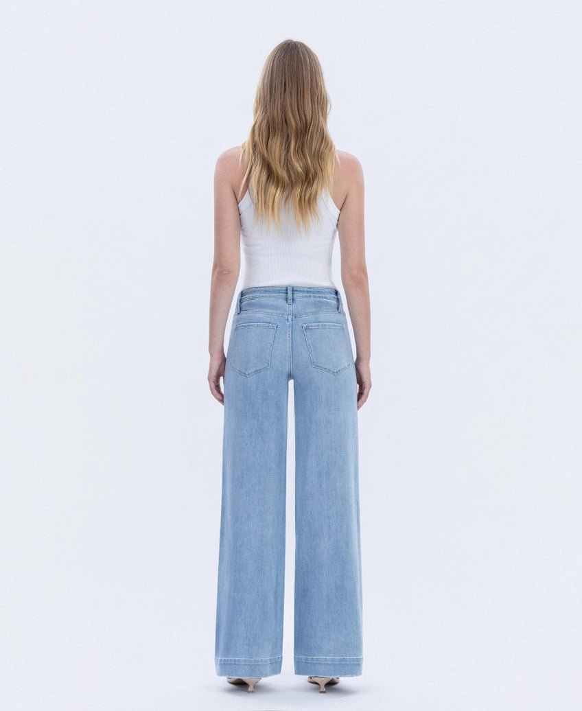 High Rise Wide Leg Trouser in Light Wash