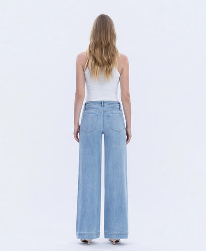 High Rise Wide Leg Trouser in Light Wash