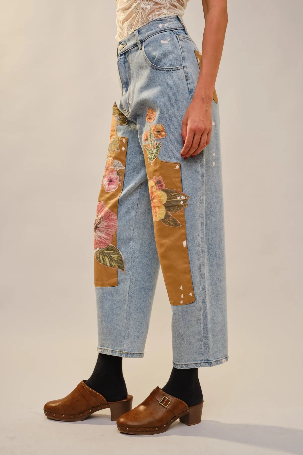 Flower Patch Barrel Leg Jean