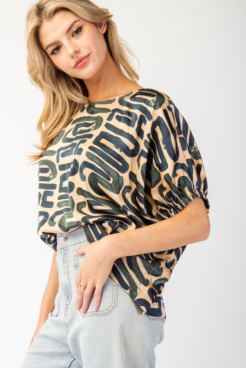 Geometric Printed Round Neck Blouse