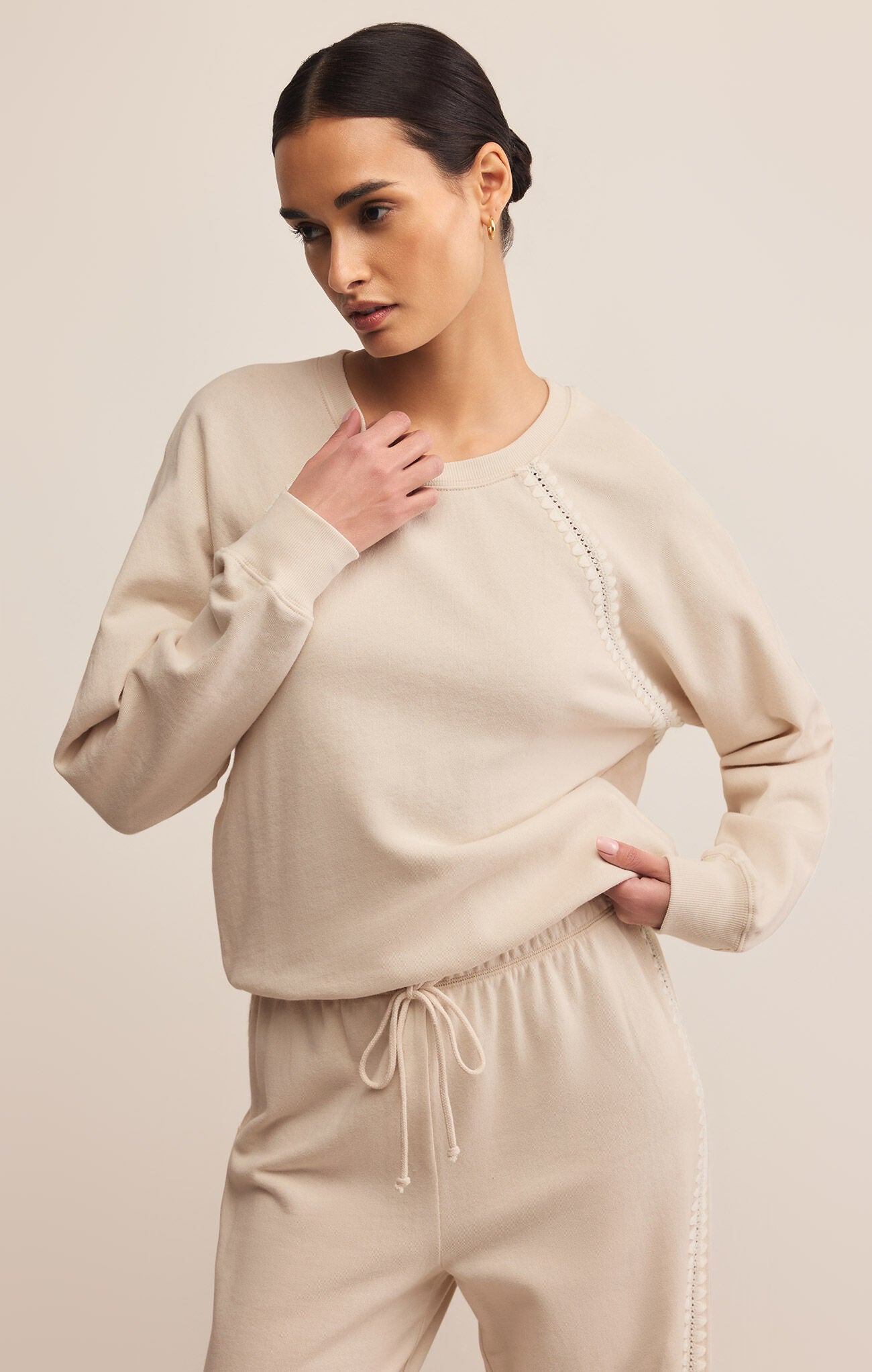 All Around Sweatshirt in Crystal