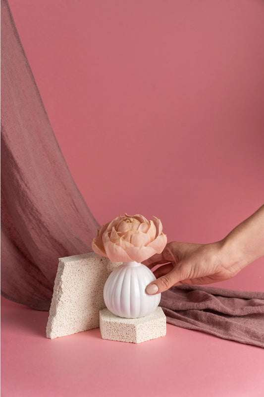 Sweet Grace White Flower Diffuser