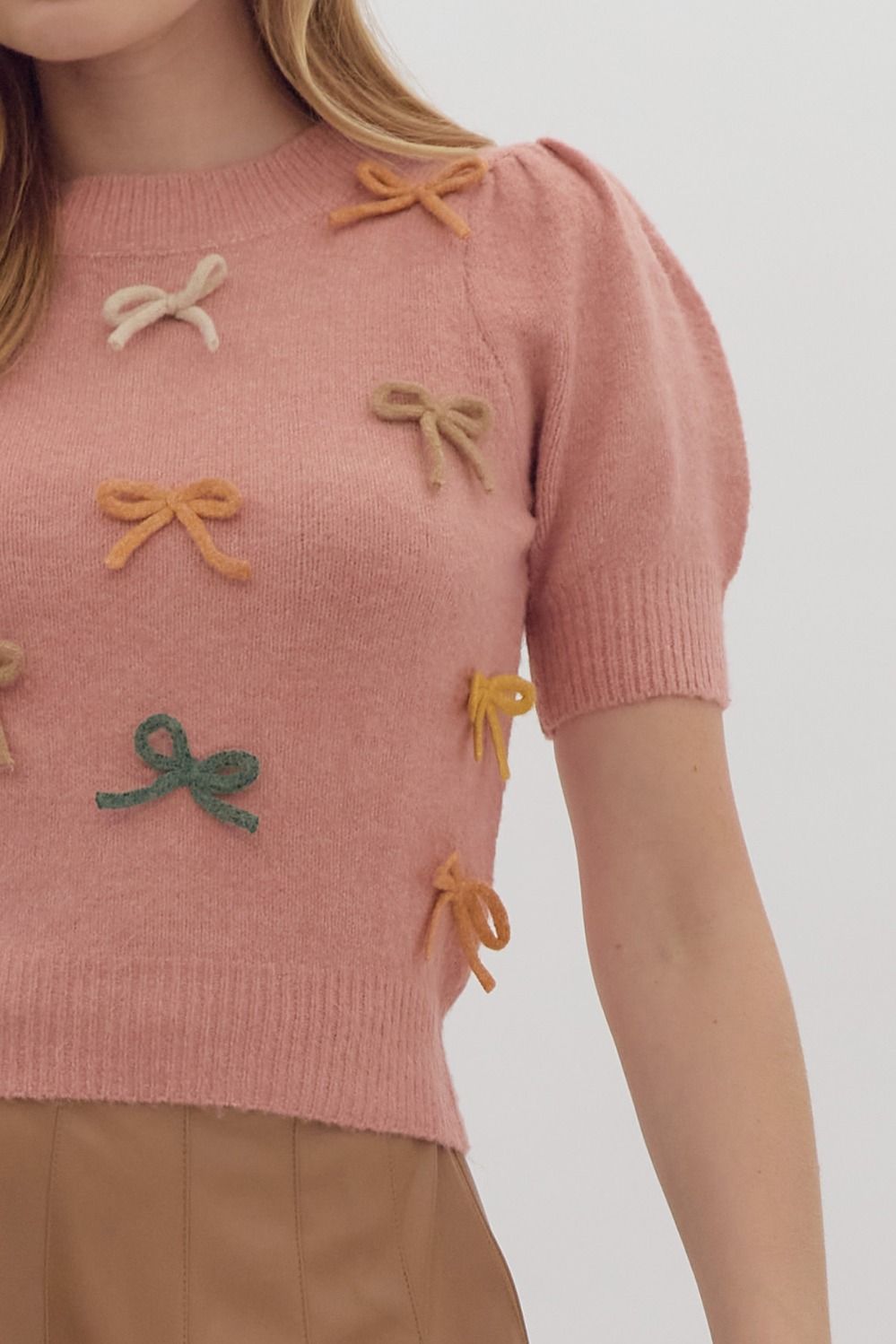 Bow Appliqué Knit Sweater