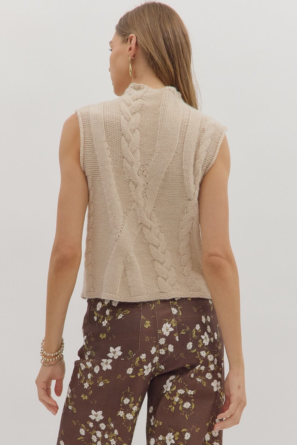 Mock Neck Sleeveless Sweater