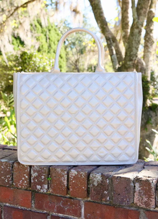 Niall Tote in Pearl Quilted DQ