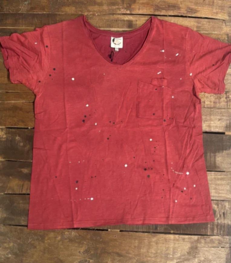 Moon Dance V-Neck Tee - Wine Splatter