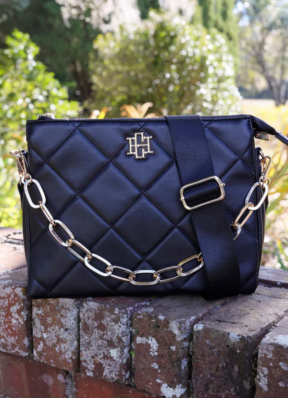 Ariana Crossbody in Black Quilted